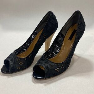 Nine West Wodelette lace black peep toe heels
